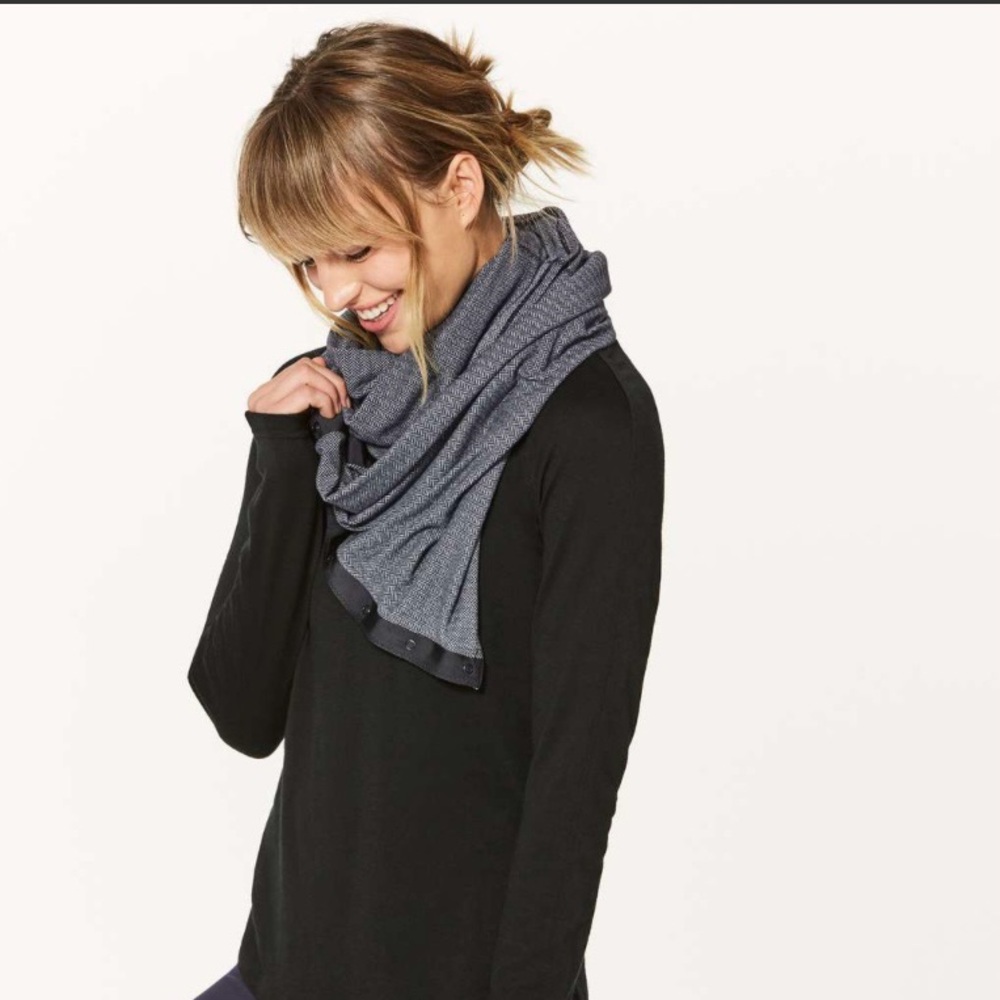 Lululemon Vinyasa Scarf (Rulu)
